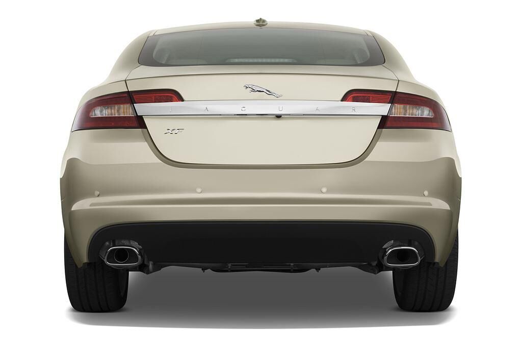 Jaguar XF (Baujahr 2011) Premium Luxury 4 Türen Heckansicht