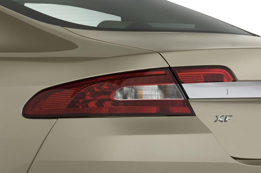 Jaguar XF (Baujahr 2011) Premium Luxury 4 Türen Rücklicht