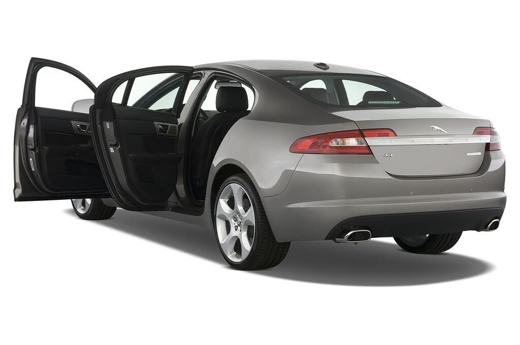 Jaguar XF (Baujahr 2011) Portfolio 4 Türen Tür geöffnet