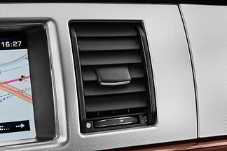 Jaguar XF (Baujahr 2015) 2.2 L Diesel 4 Türen Lüftung