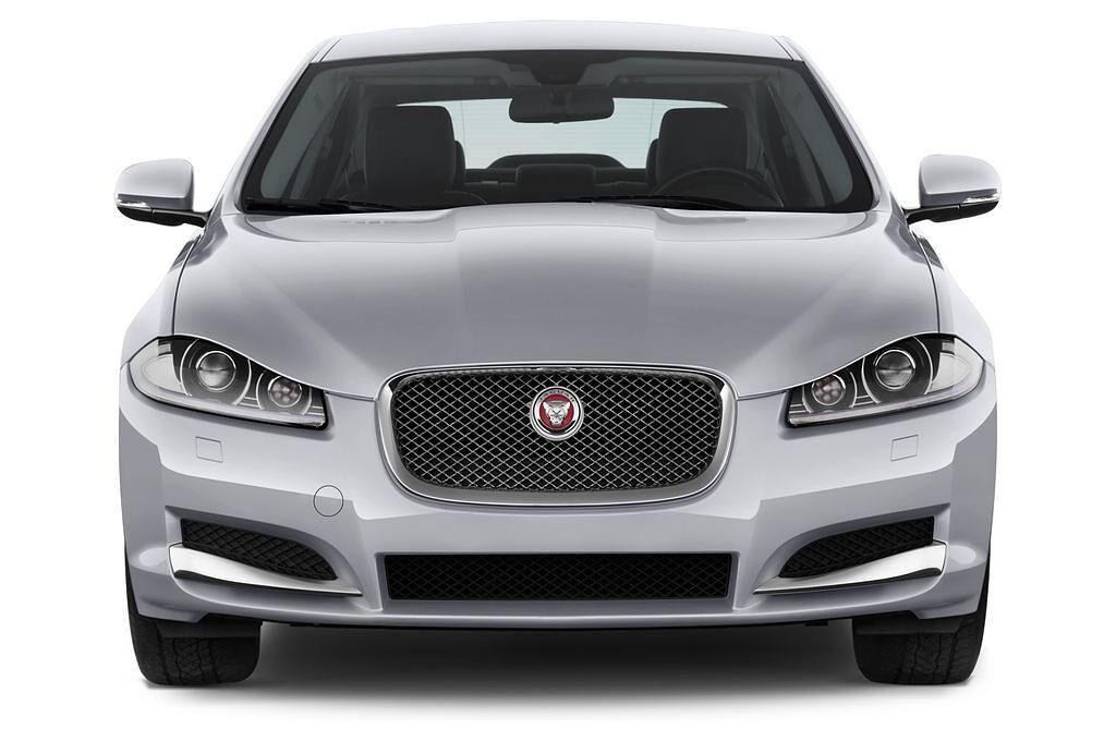 Jaguar XF (Baujahr 2015) 2.2 L Diesel 4 Türen Frontansicht