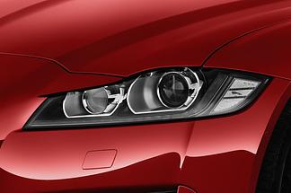 Jaguar XF (Baujahr 2017) R-Sport 4 Türen Scheinwerfer