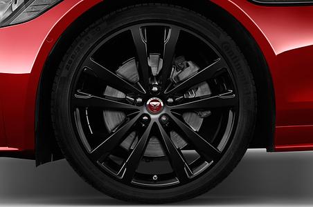 Jaguar XF (Baujahr 2017) R-Sport 4 Türen Reifen und Felge
