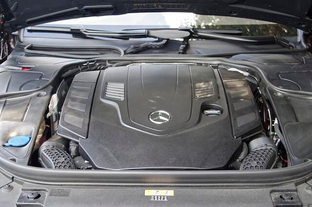 Das S 560 Cabriolet leistet 345 kW/469 PS