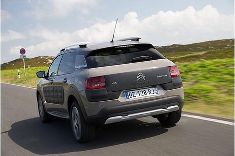 9,3 Sekunden vergehen aus dem Stand bis 100 km/h