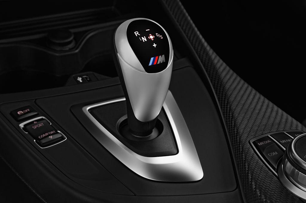 BMW M2 (Baujahr 2017) - 2 Türen Schalthebel