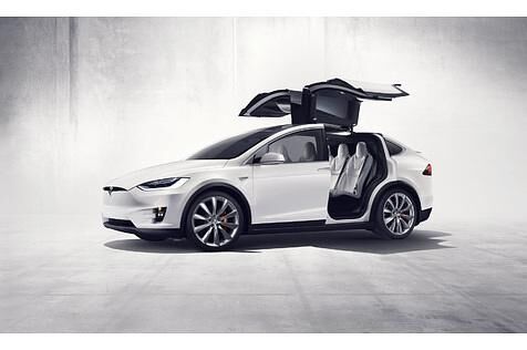 Tesla Model X P 90 D mit Allradantrieb