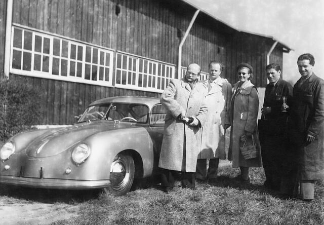 1950 kam es zur ersten Kundenauslieferung in Zuffenhausen