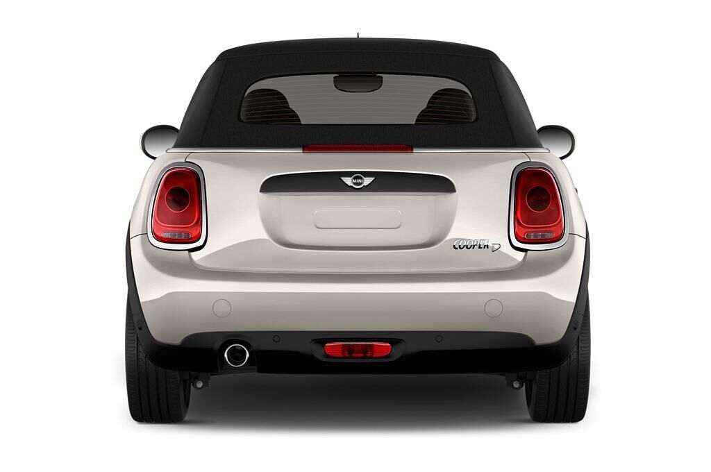 MINI MINI (Baujahr 2017) Cooper D 2 Türen Heckansicht