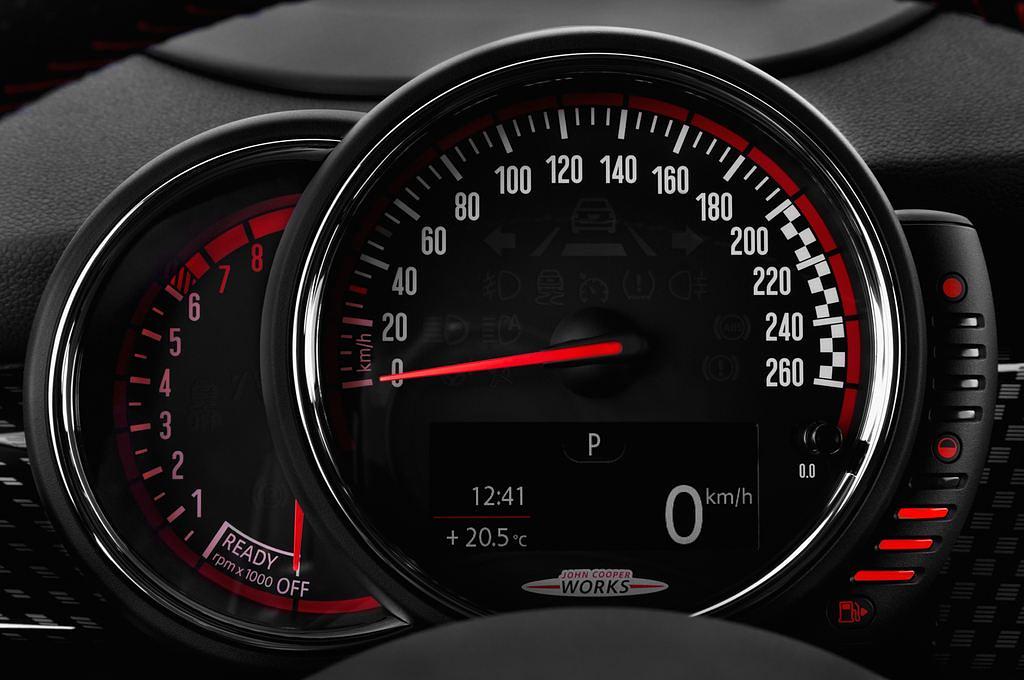 MINI MINI (Baujahr 2017) JCW 3 Türen Tacho und Fahrerinstrumente