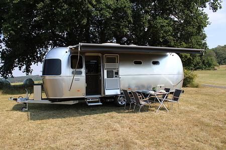 Airstream International 25IB - Schlafen auf der Insel 
