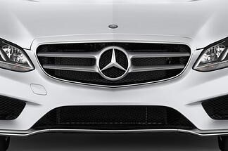 Mercedes E-Class (Baujahr 2014) Avantgarde 4 Türen Kühlergrill und Scheinwerfer