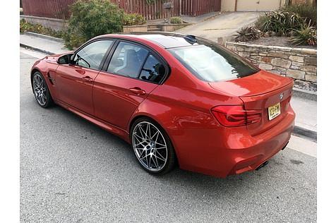 BMW M3 2016 - selbst die dicken Backen fallen kaum auf