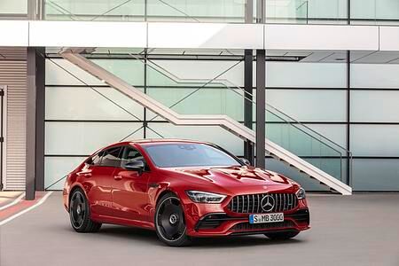 Mercedes-AMG GT 4-Türer-Coupé  - Mehr Ausstattung für mehr Geld    