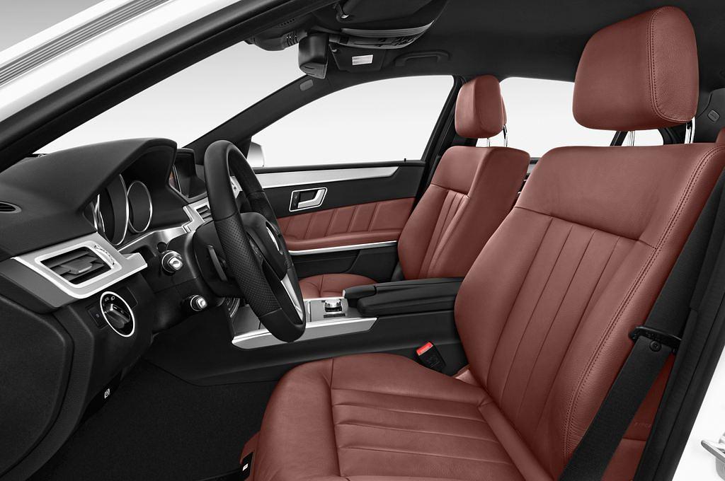Mercedes E-Class (Baujahr 2015) Avantgarde 4 Türen Vordersitze