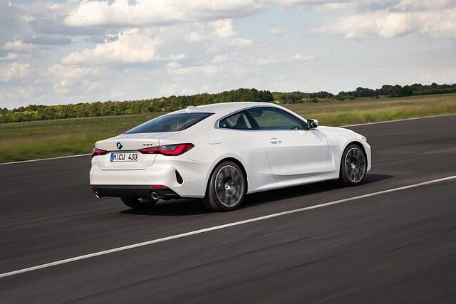 Die Proportionen stimmen. Das kann nicht jeder aktuelle BMW von sich behaupten, der in der Modellbezeichnung das Wort Coupé trägt