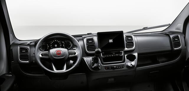 Die Display-Flächen im Ducato-Cockpit sind deutlich gewachsen