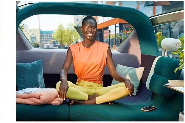 Auf klassische Autobaumaterialien haben die Innenraumdesigner des Urbanaut verzichtet