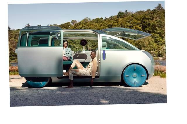 Einzige Öffnung des Urbanaut ist die Schiebetür auf der rechten Fahrzeugseite