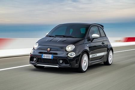 Abarth 695 Esseesse „Collectors Edition“ - Feiner Flitzer Abarth 695 Esseesse „Collectors Edition“ - Feiner Flitzer