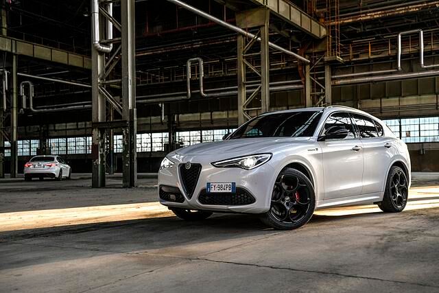 Test: Alfa Stelvio Veloce Ti   - Sportler ohne Schrullen  