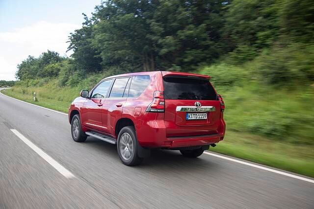 LED-Scheinwerfer und Rückleuchten wurden dezent verändert