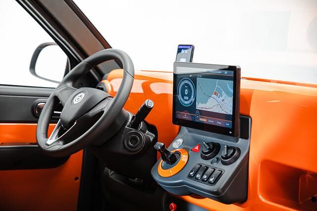 Das Cockpit des City One ist digital, vernetzt und kostengünstig gemacht