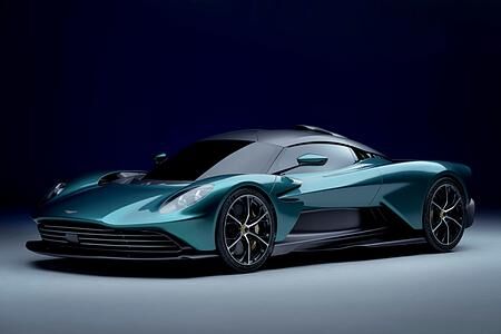 Aston Martin Valhalla - Flachmann mit Rekordziel Aston Martin Valhalla - Flachmann mit Rekordziel