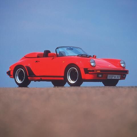 Von Januar bis Juli 1989 entstehen außerdem genau 171 Einheiten des Speedster mit schmalerer Karosserie