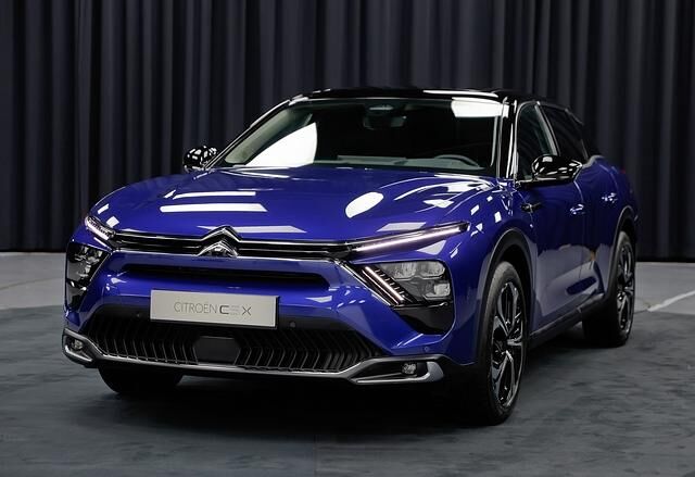 Mit einer Höhe von 1,49 Metern verzichtet der C5 X darauf, die Kombiversion seines Vorgängers zu überragen