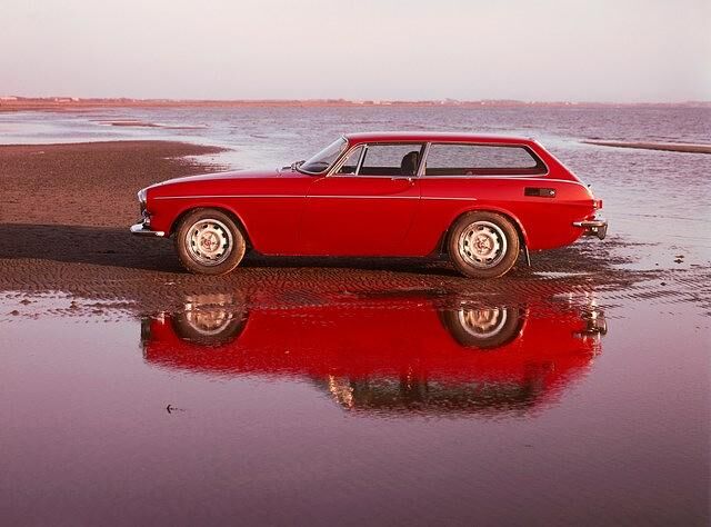 Die Proportionen ließen den Volvo 1800 ES bereits im Stand schnell wirken