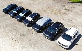 Vergleichstest: Hitzeschutz für Autos - Halbgarage hilft am besten