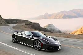 Pininfarina Battista  - Debüt in Kalifornien 