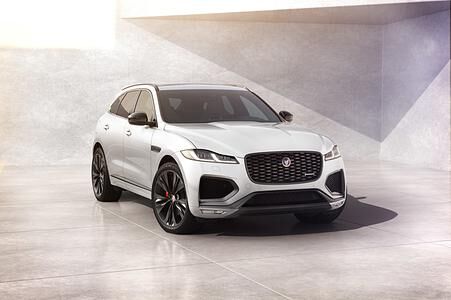 Jaguar F-Pace - Sportlich schwarz 