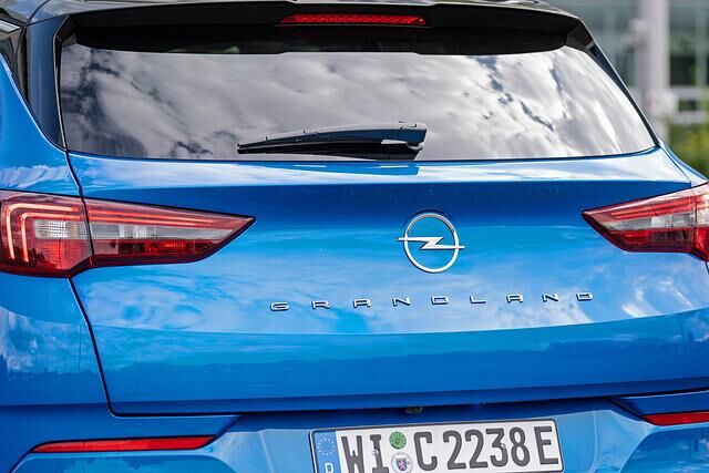 Der Grandland fährt jetzt ohne "X" im Namen vor