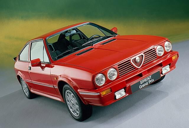 Zum Modelljahr 1984 kommt der Alfasud Sprint 1.5/1.5 QV mit 1,5-Liter-Motor und 105 PS