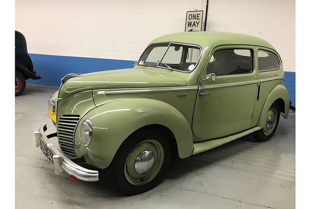 1951 galt noch der der Besitz eines neuen VW Käfer, Opel Olympia, Mercedes 170 oder Ford Taunus (so die Top 4 in den Verkaufscharts 1951) als Statussymbol und Sprungbrett für den gesellschaftlichen...