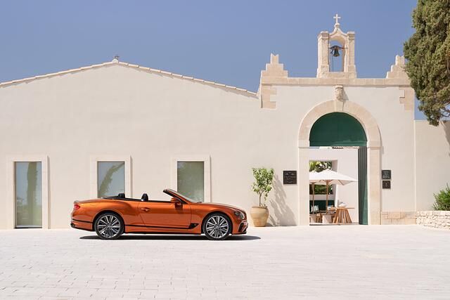 Die Cabrio-Version des GT Speed kostet ab rund 295.000 Euro