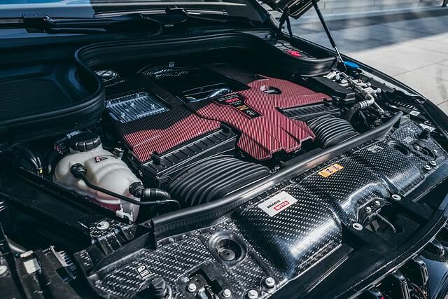 1.250 Nm Drehmoment stellt der Achtzylinder bereit