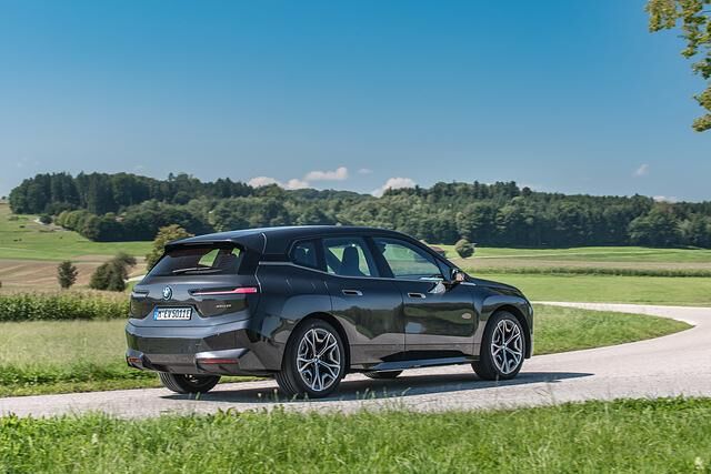 Kraftentfaltung und Temperament sind für so ein großes Raumschiff raketengleich