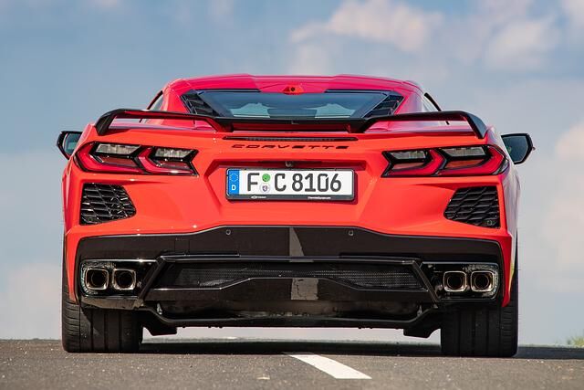 Drehmoment von 613 Newtonmetern wird direkt an die Hinterachse geleitet