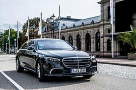 Mercedes S680 Guard - Erster Wechsel im Kanzleramt perfekt
