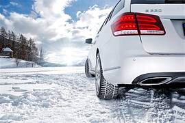 Neue Winterreifenpflicht in Frankreich - Das kann teuer werden