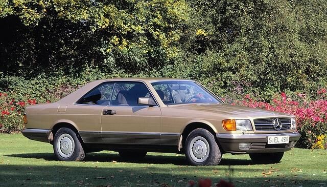 Neu waren elektrisch betätigte Gurtbringer, die zum serienmäßigen Lieferumfang der SEC-Typen gehören