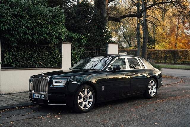 Noch etwas edler, noch etwas feiner und auch noch etwas teurer ist das langjährige Spitzenmodell Phantom