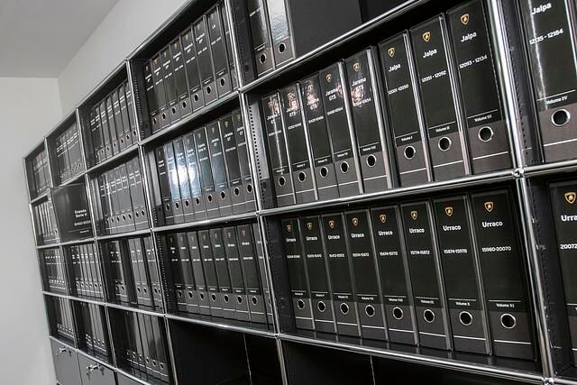 Mit dem Studium von Akten und Archiven kennen sie sich aus im Polo Storico