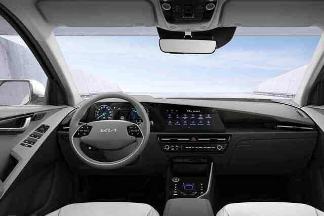 Die beiden Displays im Armaturenbrett hat Kia optisch zusammengeführt