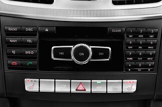 Mercedes E-Class (Baujahr 2015) Avantgarde 4 Türen Radio und Infotainmentsystem
