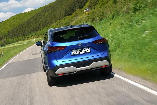 Querfugen gibt der Qashqai recht deutlich an die Insassen weiter, hier wäre noch ein wenig Feinabstimmung angebracht