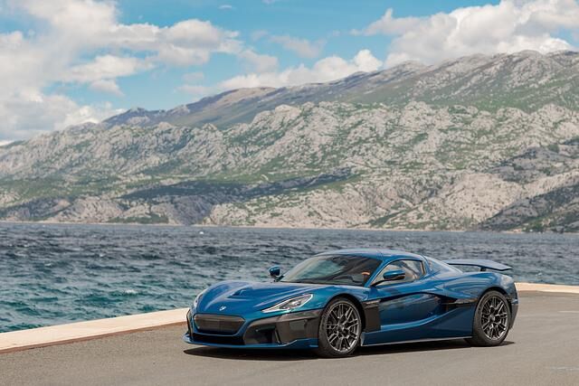 Wer sich auf seine eigenen Talente verlassen will, kann aus mehr als einem halben Dutzend Fahrprogrammen wählen